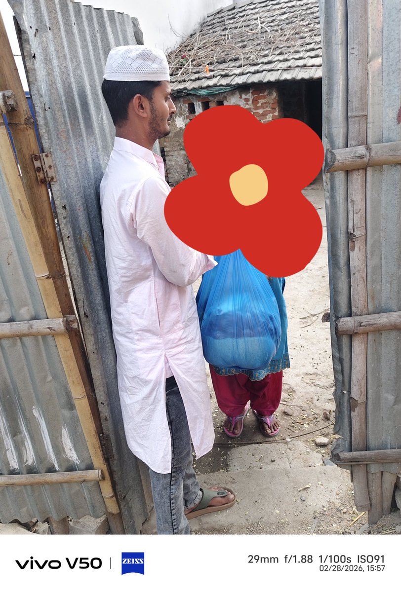 HelpingHand_ktr's tweet photo. Alhamdulillah distributed 35 Ramadan kits. There are some more people who need our help. Kindly DM for donations. https://t.co/1Ycbp976Fu