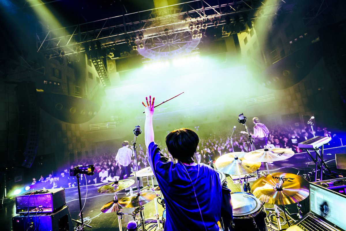 tomohirotkmr's tweet photo. ハンゲキフェス2026@なんばHatch⚡️
ありがとうございました✨

一度は諦めた音楽だけど、もう一度チャレンジして
憧れの場所に立つ事ができました❤️‍🔥

生きてりゃ良い事あるね
人生に刻まれた景色になりました

これからもよろしくしてよね😉 https://t.co/vr4cC3FsIU