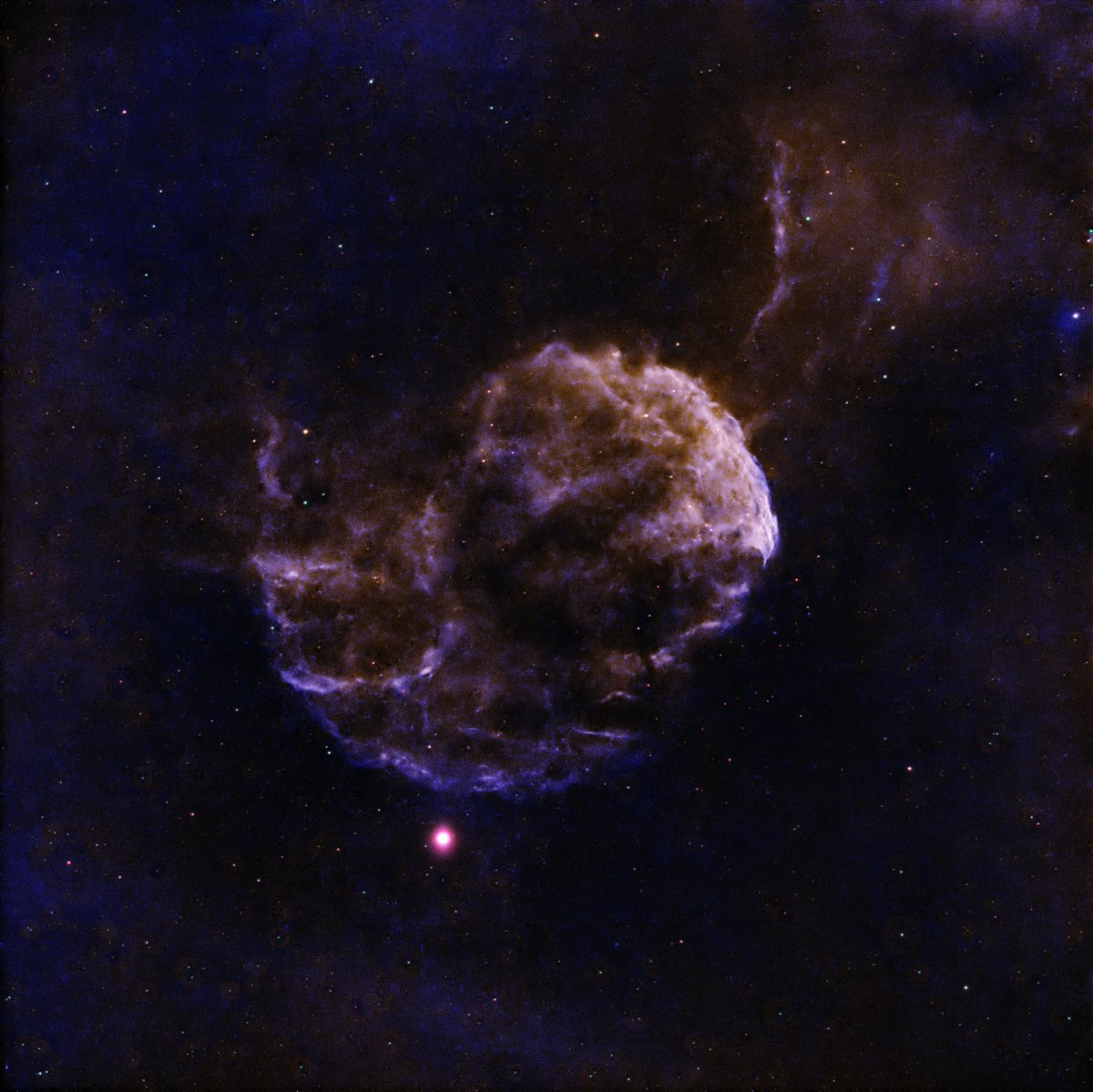 Obs_OjodeHorus's tweet photo. Nébula de la medusa, IC443, remanente de una supernova en la constelación de Gemini a ~ 1500-1900 AL de distancia bajo condiciones malas de observación.
📷ASI533MC Pro+Antlia alp-T🔭ED72+.85X
Solo 17 x 180 secs. https://t.co/5NQ3YQoRyE