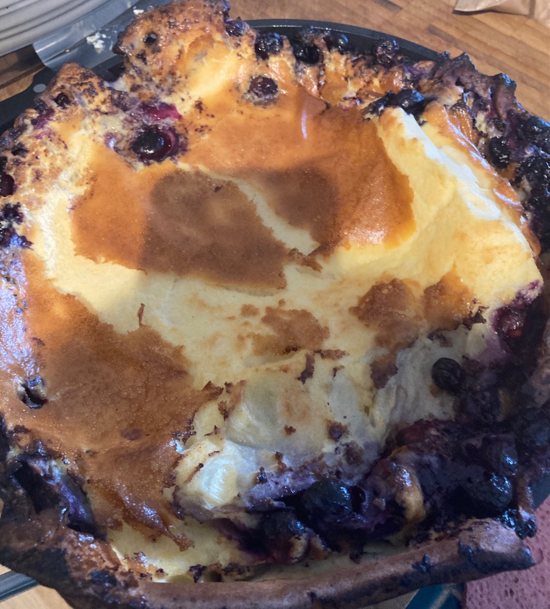 MrsPdoff's tweet photo. @NinaC45 Not sure if it went wrong ha, I used frozen instead of fresh blueberries, 4 XL eggs perhaps 3 would’ve been better, it tastes ok though🤓 https://t.co/b1za1wgQ73