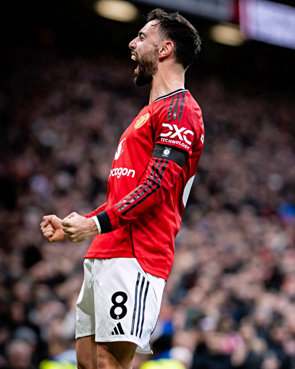 Bruno Fernandes é apenas o terceiro jogador da história do Man United com 100+ golos e 100+ assistências pelo clube, depois de Giggs e Rooney. Fucking legend.