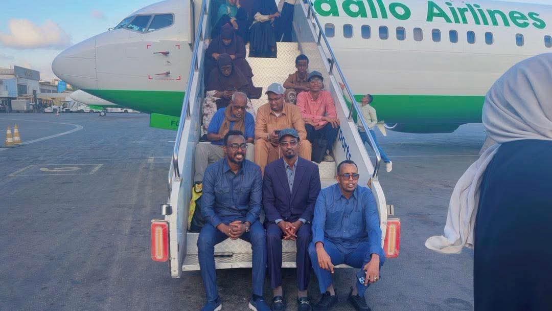 Sultan Abdikariim (Waayo-Arag) tweet media