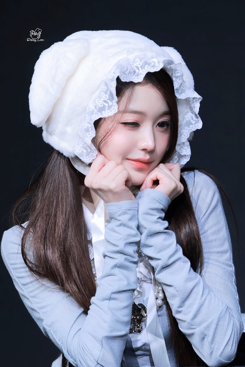 lVE_LOVEIVE's tweet photo. 26.03.01
#아이브 #IVE #장원영 #JANGWONYOUNG #원영 #WONYOUNG #ウォニョン #READYTO8 https://t.co/zKylvZrcYb