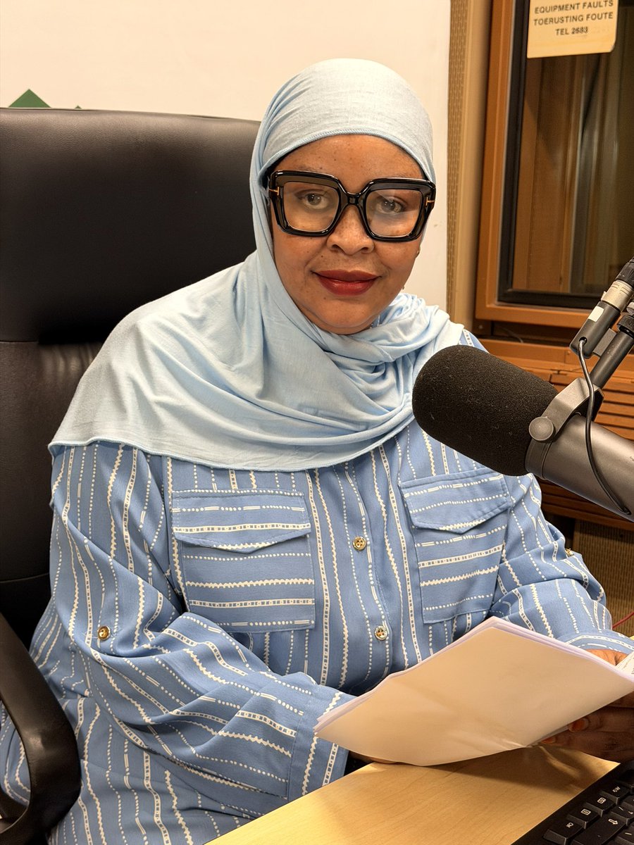 channelafrica1's tweet photo. Karibu kwenye #Zilipendwa pamoja na @AShekifu1 hadi saa 19:00 CAT. 

Pata habari mpya na matangazo ya burudani kwa Kiswahili kwenye #ChannelAfrica,

Ingiza:
📺:@SABCPlusapp | DSTV 802| Open View 628
🔗: https://t.co/0iVtMHW6QZ

#Kiswahili https://t.co/kTDUIgIKap