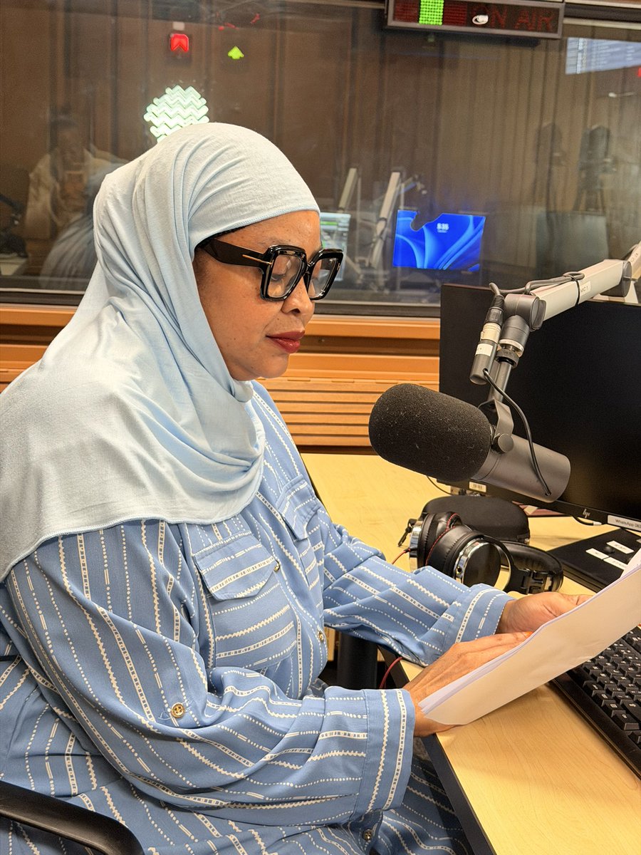 channelafrica1's tweet photo. Karibu kwenye #Zilipendwa pamoja na @AShekifu1 hadi saa 19:00 CAT. 

Pata habari mpya na matangazo ya burudani kwa Kiswahili kwenye #ChannelAfrica,

Ingiza:
📺:@SABCPlusapp | DSTV 802| Open View 628
🔗: https://t.co/0iVtMHW6QZ

#Kiswahili https://t.co/kTDUIgIKap