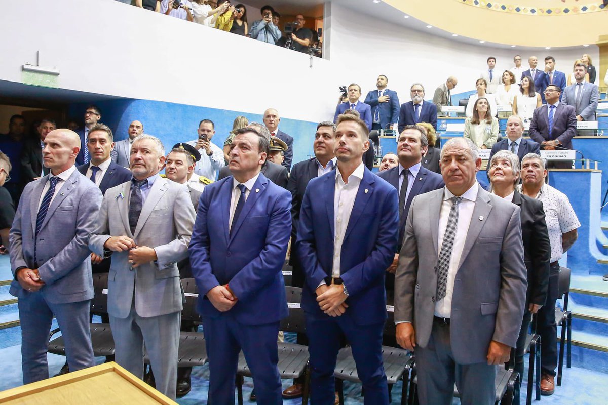 agusprios_'s tweet photo. Inicio de Sesiones 2026. Tenemos una provincia ordenada, con futuro y esperanza. Orgullo rionegrino. 
@WeretilneckOK https://t.co/7BeZkfw5Yt