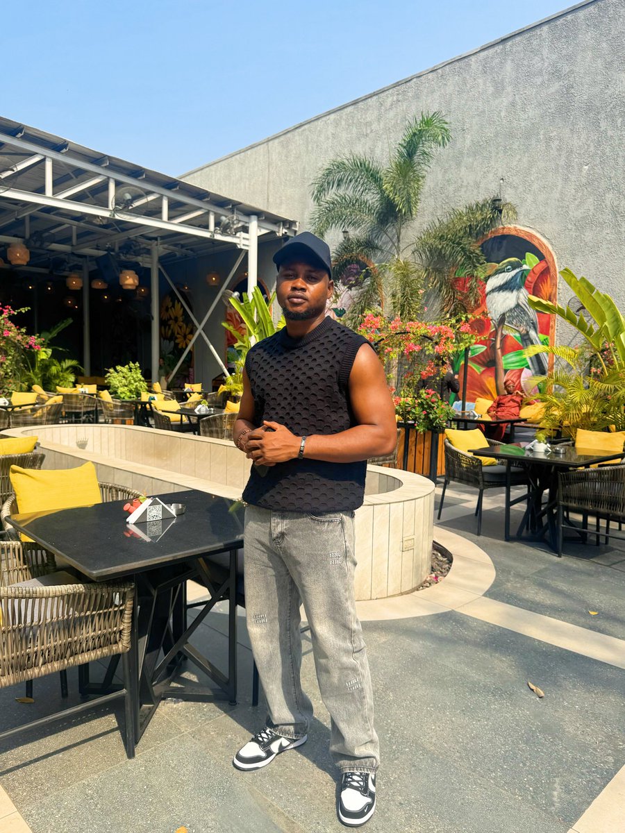 𝐄 𝐊 𝐄 𝐍 𝐄 tweet media