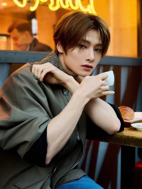 kskzFXBC10's tweet photo. まて、このI.N🦊かっこいい🤦♀️👍🫶
기다리,이 아이엔 멋있다🦊👍🫶
#StrayKidsIN #Straykids #스키즈 https://t.co/x9tyHAyIwd