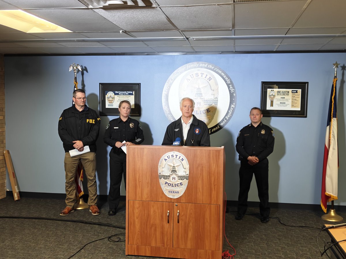 Ben Thompson tweet media