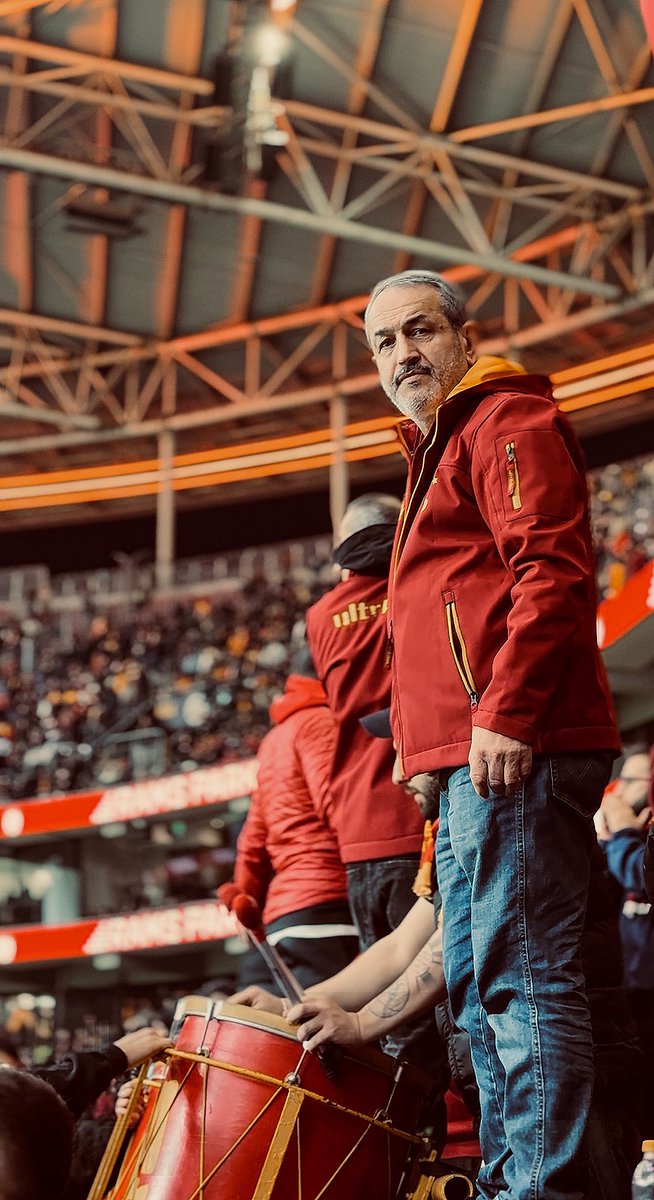 Cesurun bakışı korkağın kılıcından keskindir, bir ömür <a href="/SebahattinReis/">Sebahattin Şirin</a>