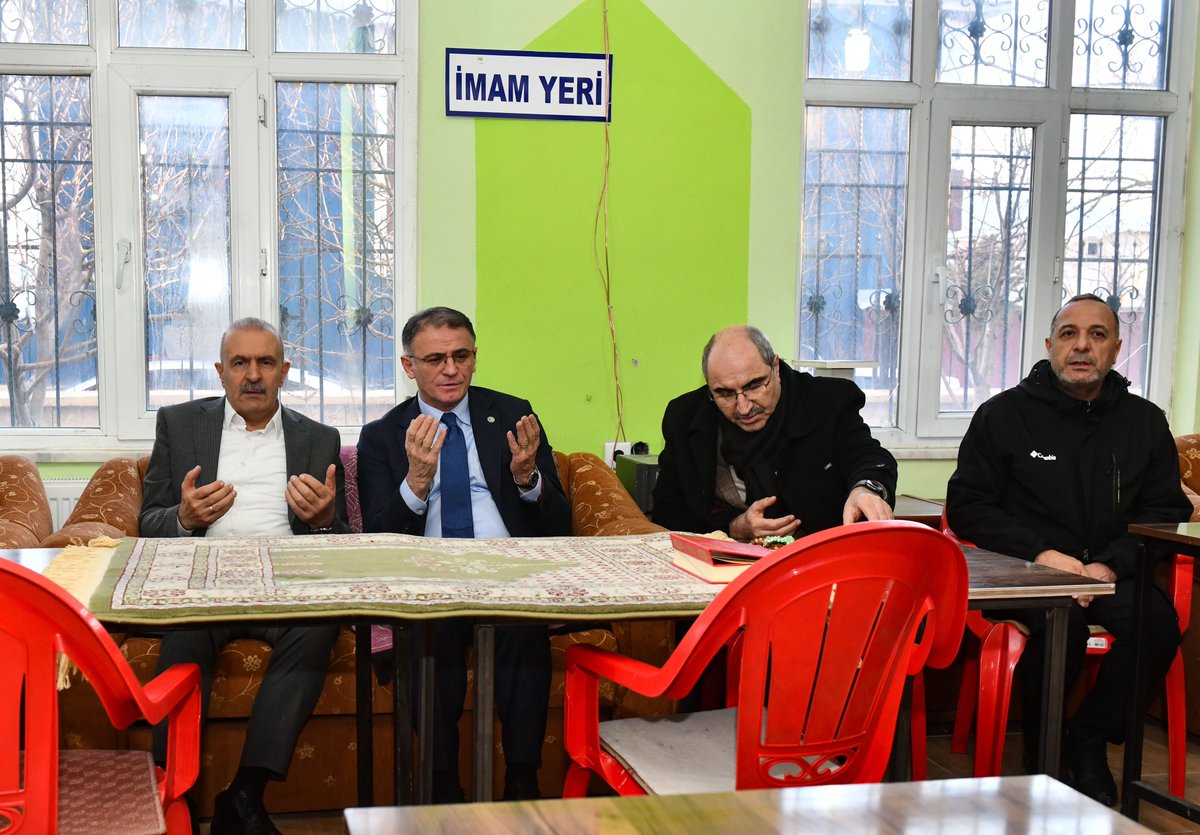 Valimiz Sn. Ozan Balcı, Van Milletvekili Sn. Burhan Kayatürk’ün vefat eden halası Nigar Kanat’ın taziyesine katılarak ailesine ve yakınlarına başsağlığı diledi.

<a href="/valiozanbalci75/">Ozan Balcı</a>