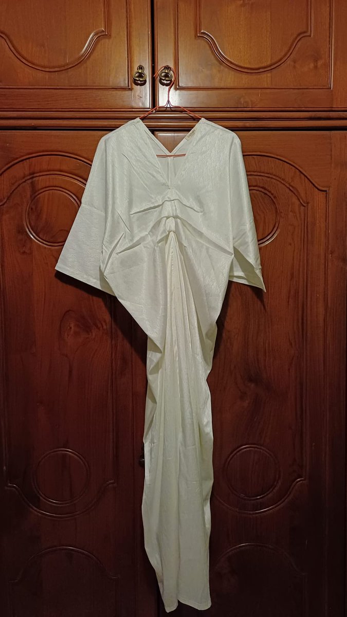pinkylol__'s tweet photo. @kiddiiepiiee Kaftan kak, brand Canary

Size: all size, LD ± 130 cm
Panjang Lengan: 53 cm
Panjang Kaftan: 135 cm
Material: Premium Pattern Silk

-Good condi, hanya dipakai untuk tryon saja.
-Dijual karena terlalu besar.
-Inc furing pada bagian dalamnya.

💰: 215k (inc packing)
Dom Depok https://t.co/HG37Z570nI