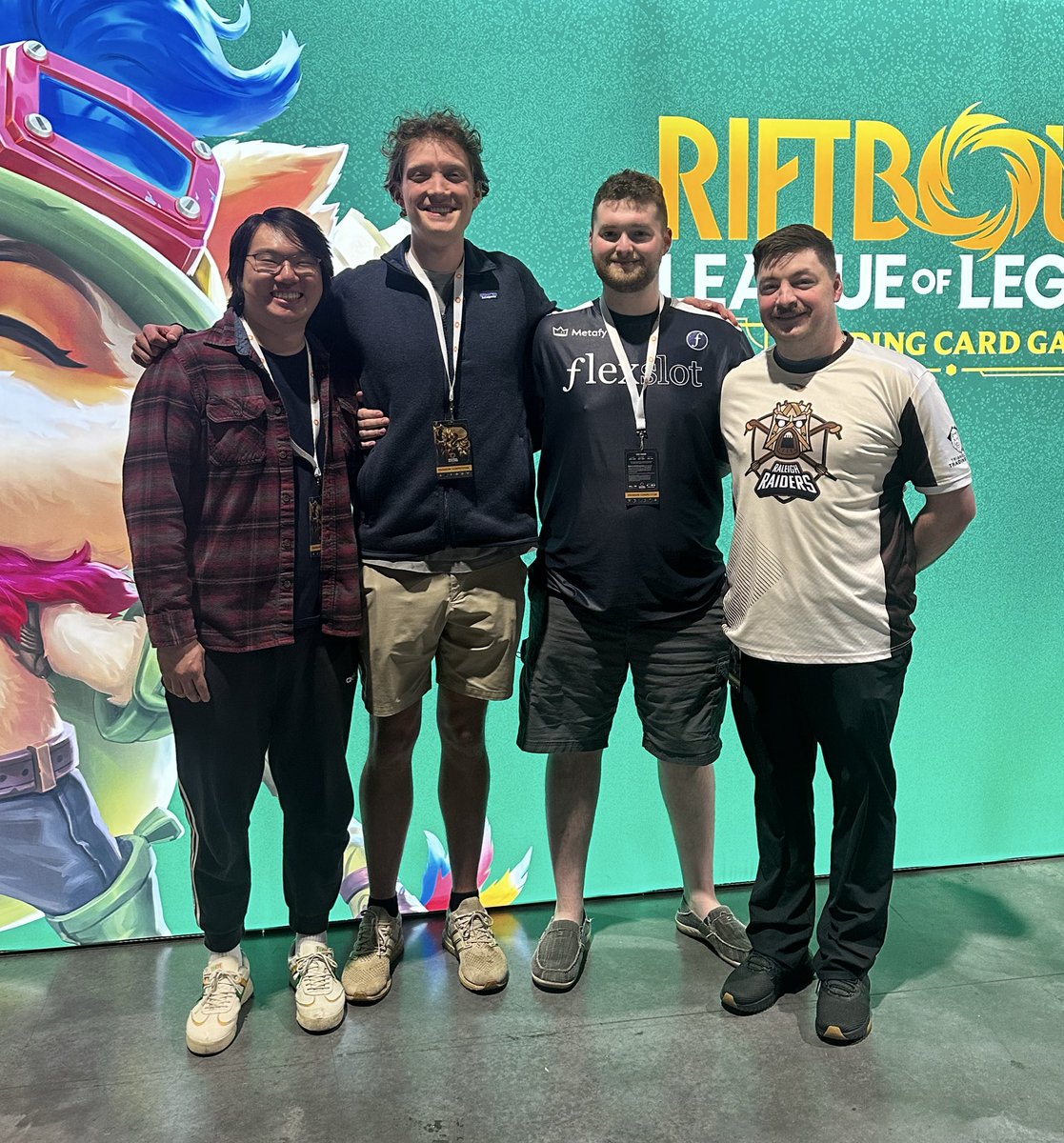 Tommy Evanko tweet media