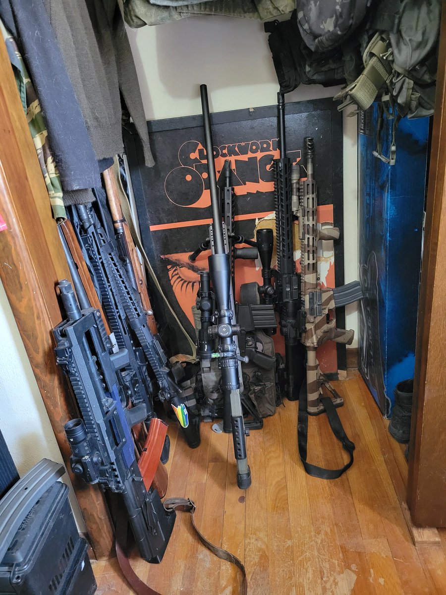 StupidSexySpaceDog tweet media