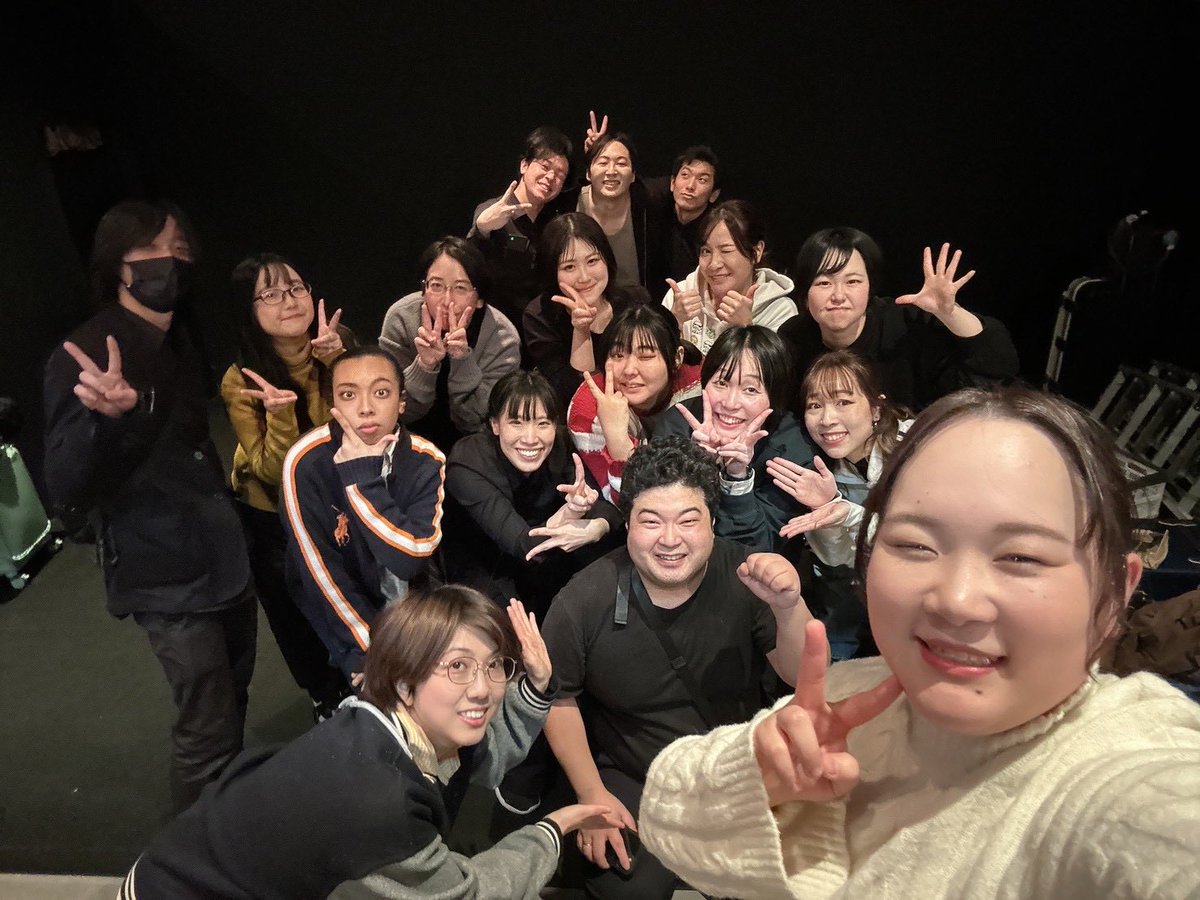 俺の屍を越えていけ
無事大千穐楽を迎えました！

たくさんのお客様にご来場いただき、お声がけまでいただけて本当に嬉しかったです
メンバーのみんな、スタッフの皆様も本当にありがとうございました

この舞台は私の宝物です