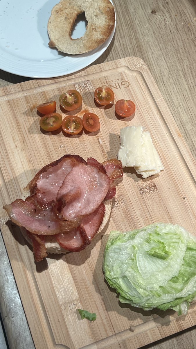 JoshLJ24's tweet photo. Parmesan cheese has been on almost every meal I’ve had for the last week. 

Protein ✅ 
Calcium ✅ 
Sodium ✅ https://t.co/pxeHWpxQ4j