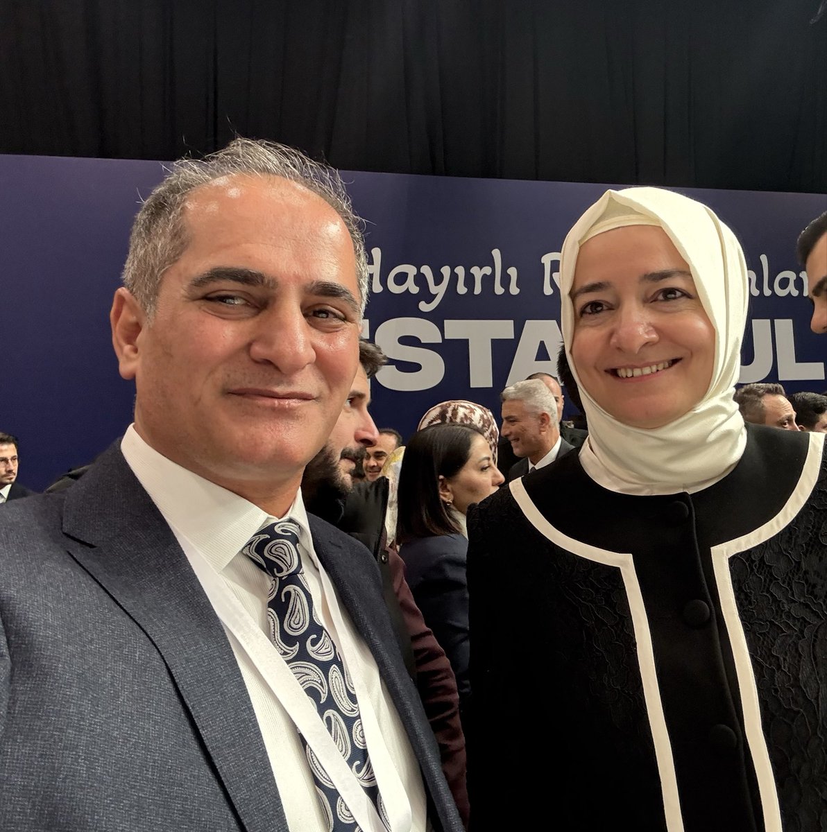Av_ErolBulut's tweet photo. AK Parti İl Başkanlığımızın düzenlediği ve Cumhurbaşkanımız Sayın Recep Tayyip Erdoğan’ın teşrifleriyle gerçekleşen iftar programında Önceki dönem Bakanımız Genel Başkan Yardımcımız Sayın @drbetulsayan ve Genel başkan yardımcımız @eyupkadirinan  ile sohbet etme fırsatı bulduk. https://t.co/XMVO7NNgjU