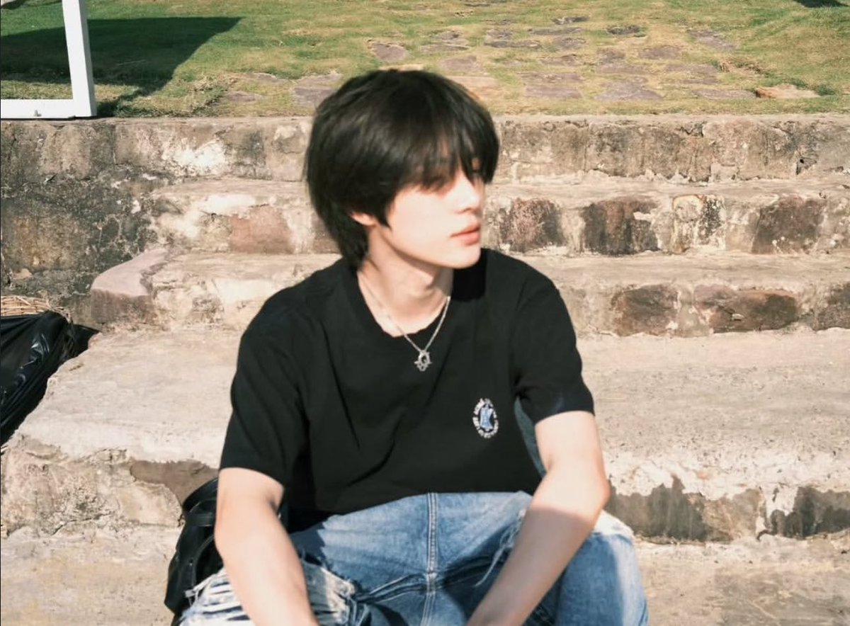 ilabyeonjun's tweet photo. @WinterStoryPH please please please thank you po for doing this!! https://t.co/WUxpk9g2TD