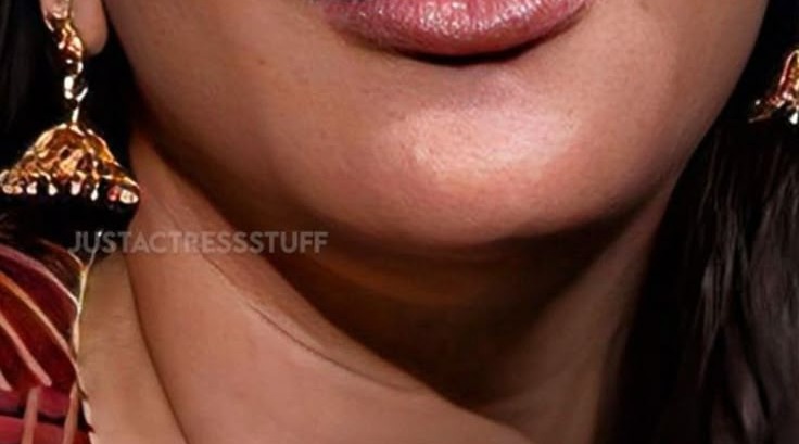 ThalapathiRISHI's tweet image. Anyone show me the best card than her..