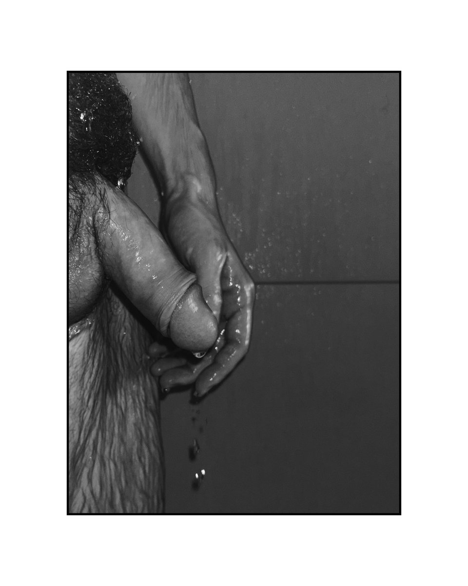 _DENUDED's tweet photo. Dripping https://t.co/3AZWLe0epu