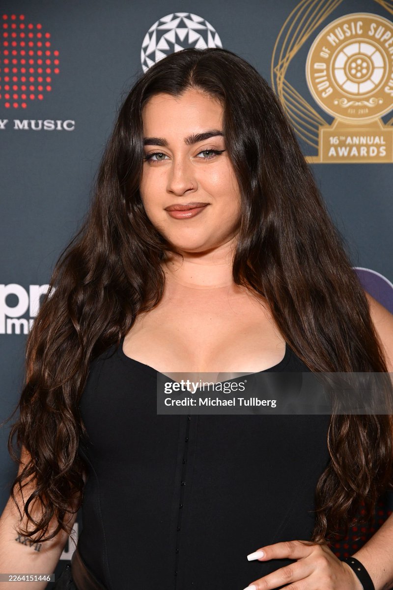 Lauren Jauregui Perú tweet media