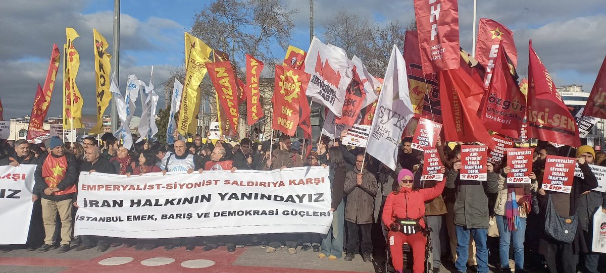 📍Kadıköy Rıhtım

İsrail ve ABD emperyalizmine karşı sesleniyoruz: Emperyalist Siyonist Saldırılara Karşı İran Halklarının Yanındayız!

Halklara savaştan başka hiçbir şey vadetmeyen ABD rejimi; “demokrasi” ve “özgürlük” maskesi ile emperyalist işgal ve siyonist kuşatma ile Orta