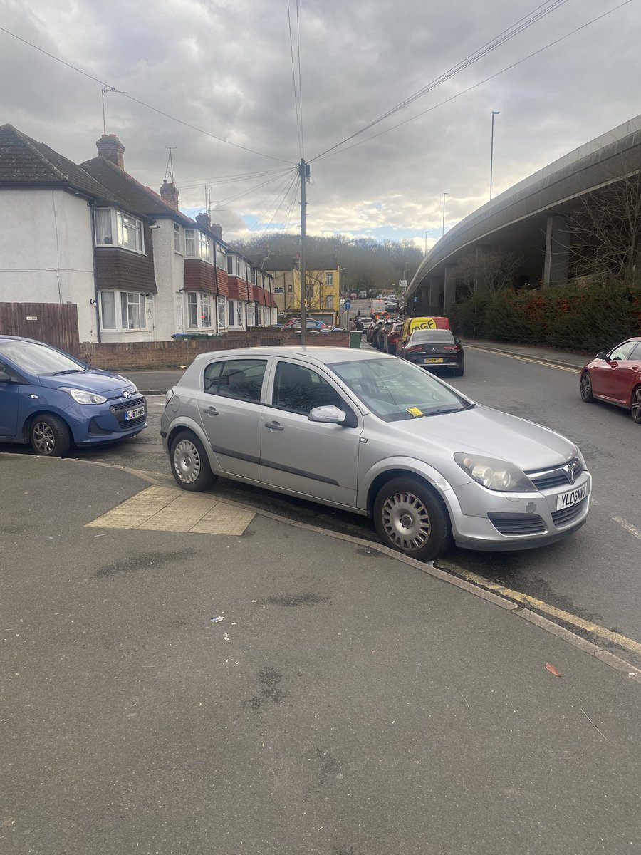 CyclingLawLDN's tweet photo. Perfectly fine. Should appeal that parking ticket on the grounds of WaRoNmOtoRiSts #abbeywood… https://t.co/IhOFWUbd8X