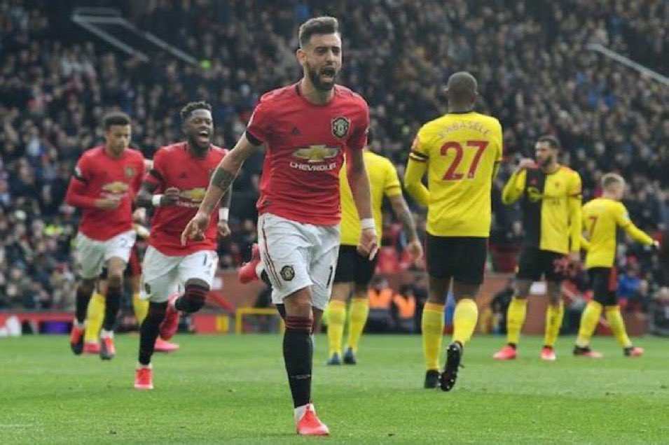 UTDKobi's tweet photo. 1st goal                                           105th goal https://t.co/JDidd5KPpL