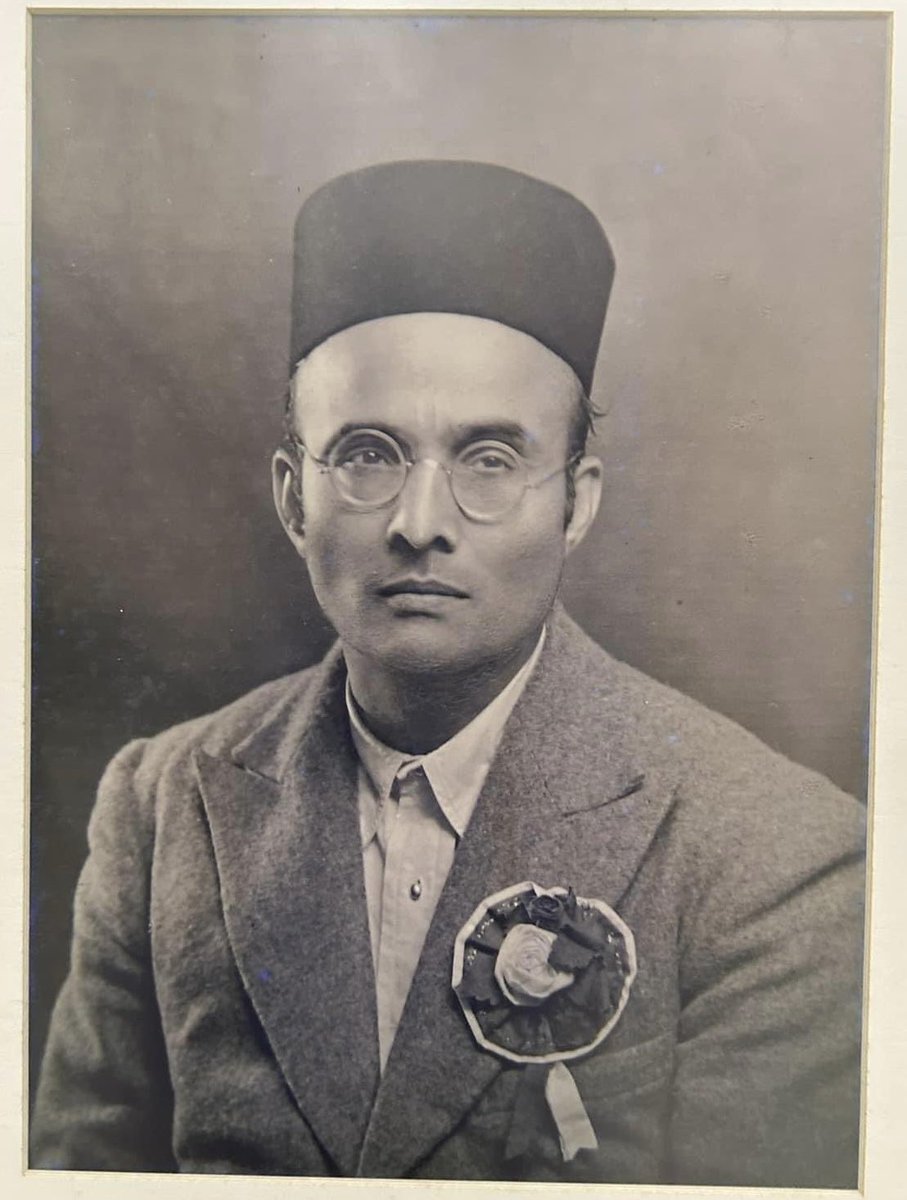 भाषाशुद्धी was Swatantryaveer Savarkar’s one of the prime agenda for integrity of the Bharat. 

Revealing his authentic handwriting leaf where the great stalwart of the last century suggested Hindi words for the replacement of farsi &amp; urdu words came through Muslim invaders.