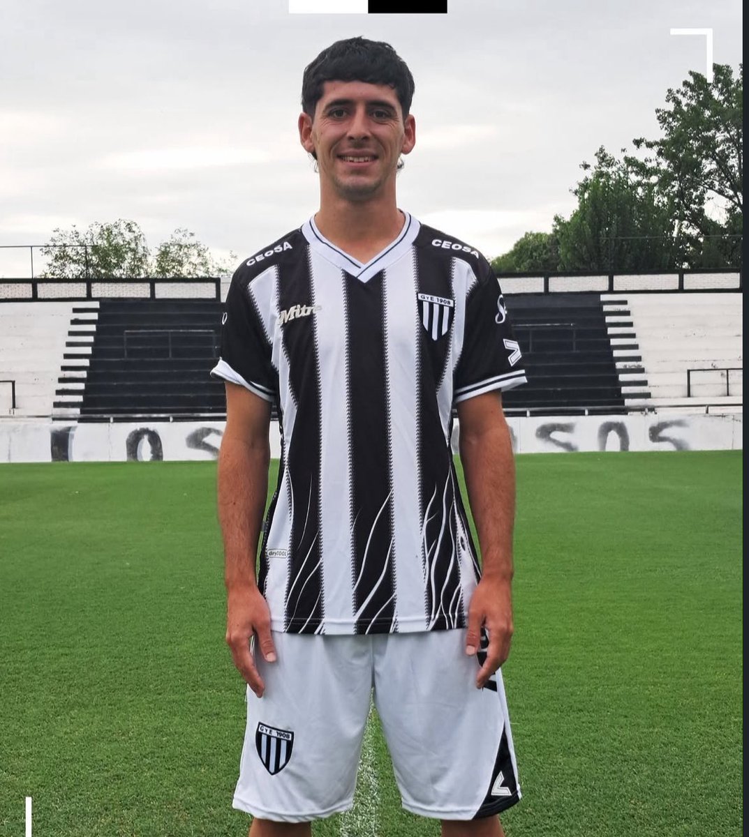 AlberdialMundo's tweet photo. 🏎️ Ulises Sánchez disputó 27’ en el empate 1-1 de Gimnasia M vs Boca Juniors 

➡️ 16 Toques
➡️ 8/9 Pases precisos (89%)
➡️ 25.2m con ⚽️
➡️ 3 Despejes
➡️ 3 Recuperaciones https://t.co/CAQiw3mLhP