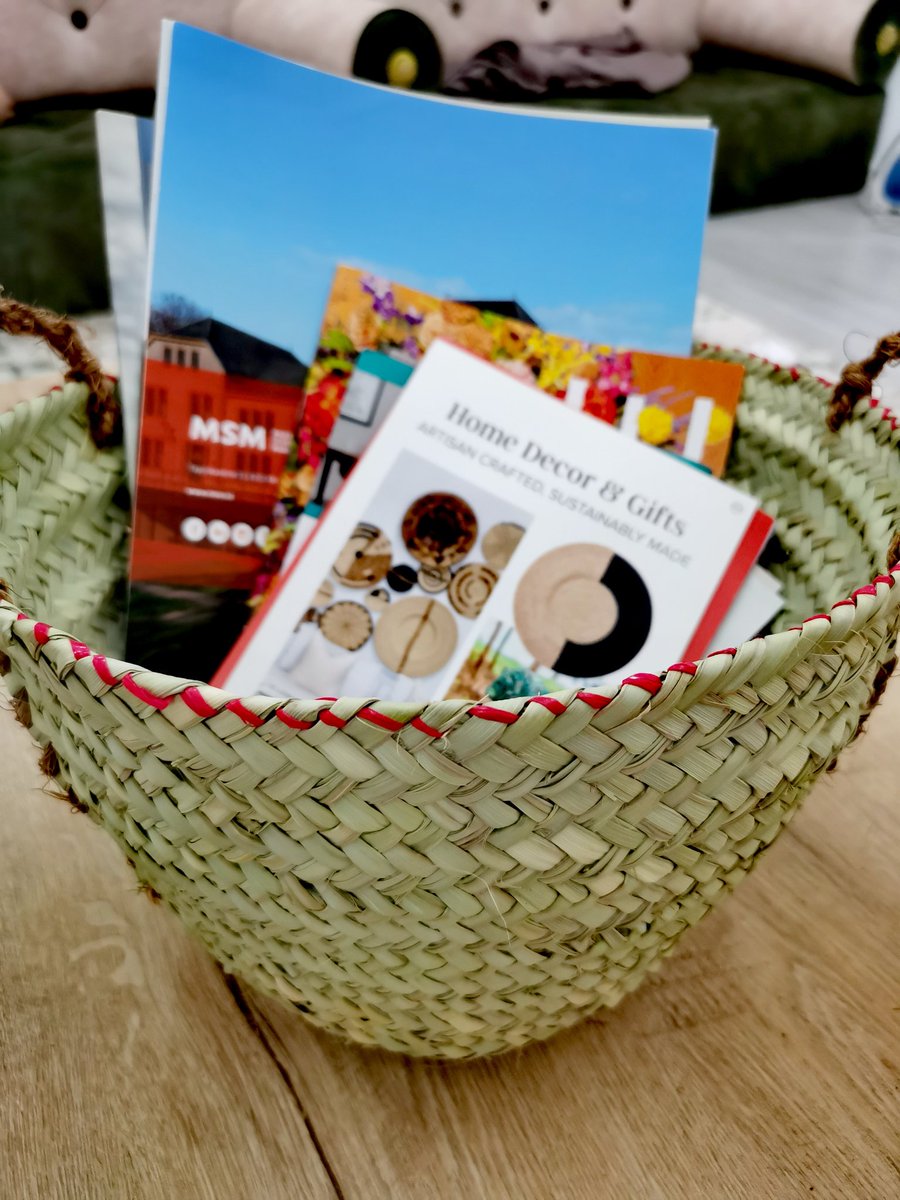 MoaidShabaani's tweet photo. @benplomacy Erath is a unique and beautiful place. What makes it even more special is the staff  they are very traditional, and you don’t find that authentic atmosphere in many places. I supplied them with palm frond bags called “guffa,” and I think they are reselling them. https://t.co/pX9h0h1mTs