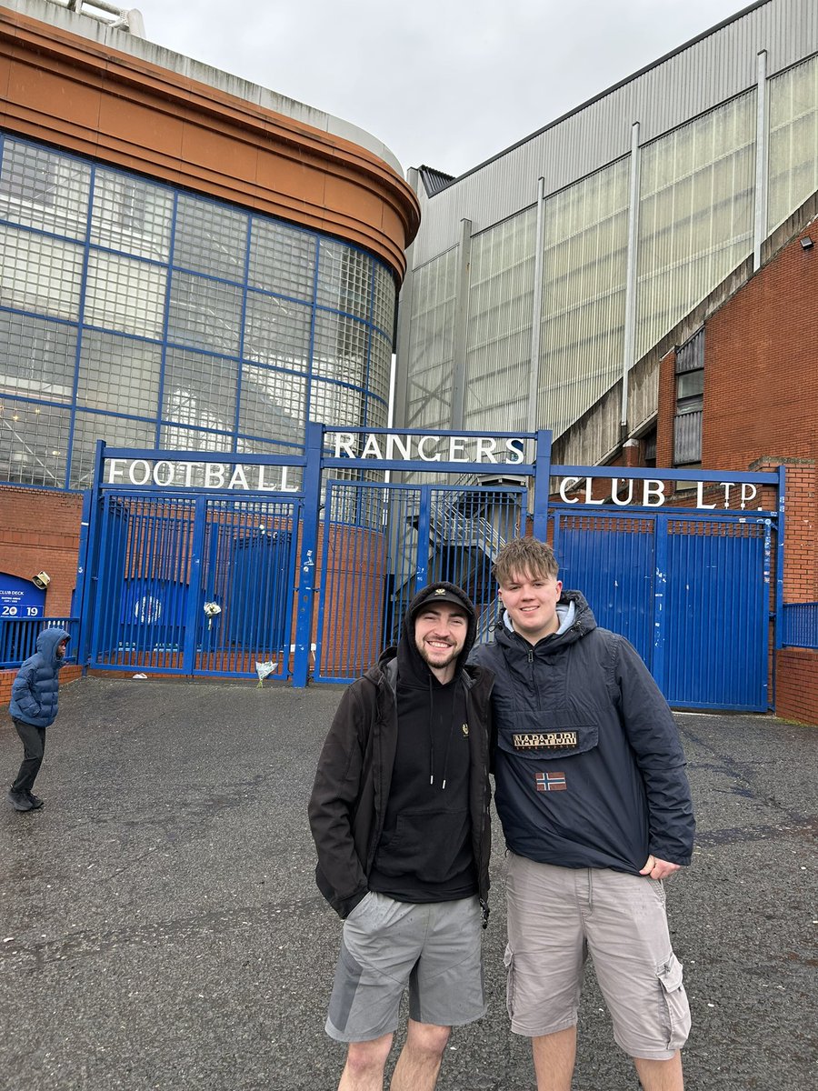 Aaron Brewer tweet media