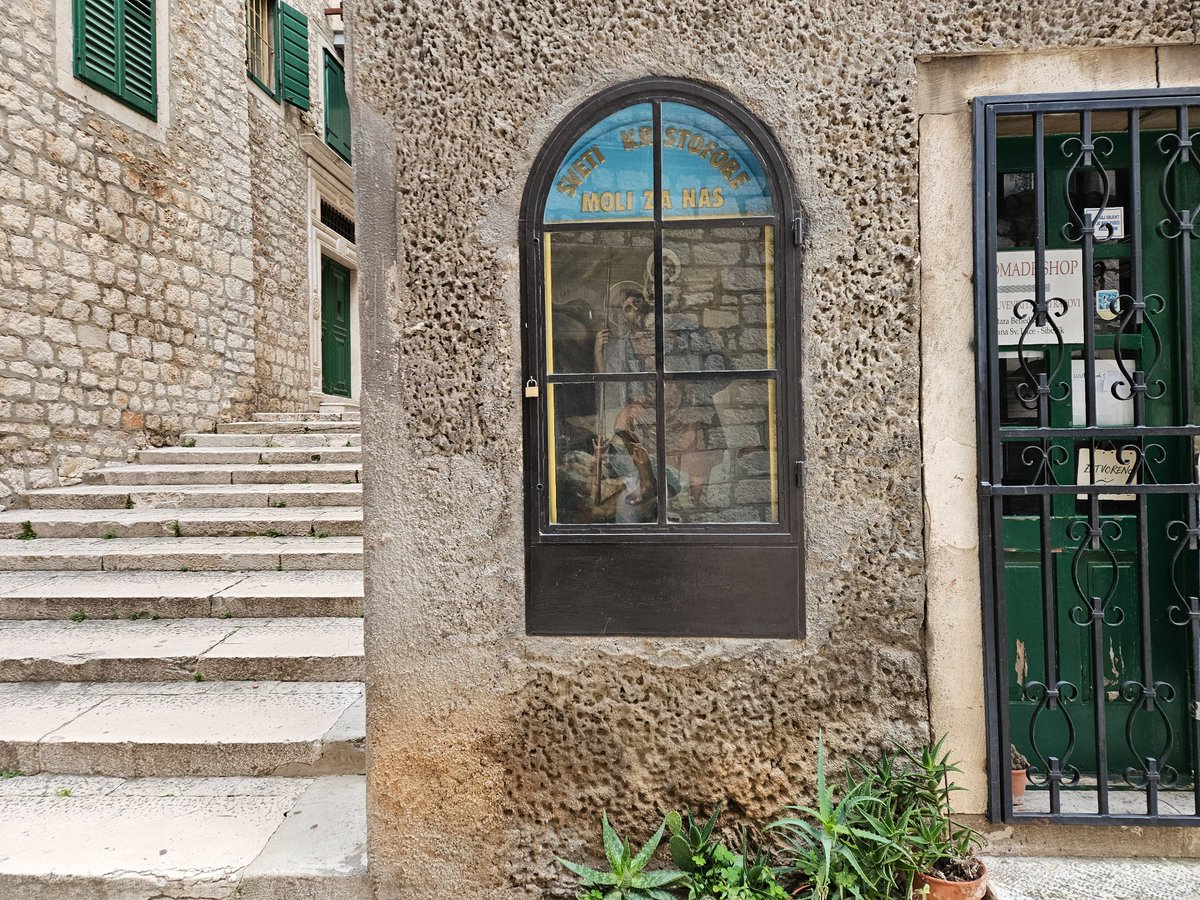 Catholic Pebble tweet media