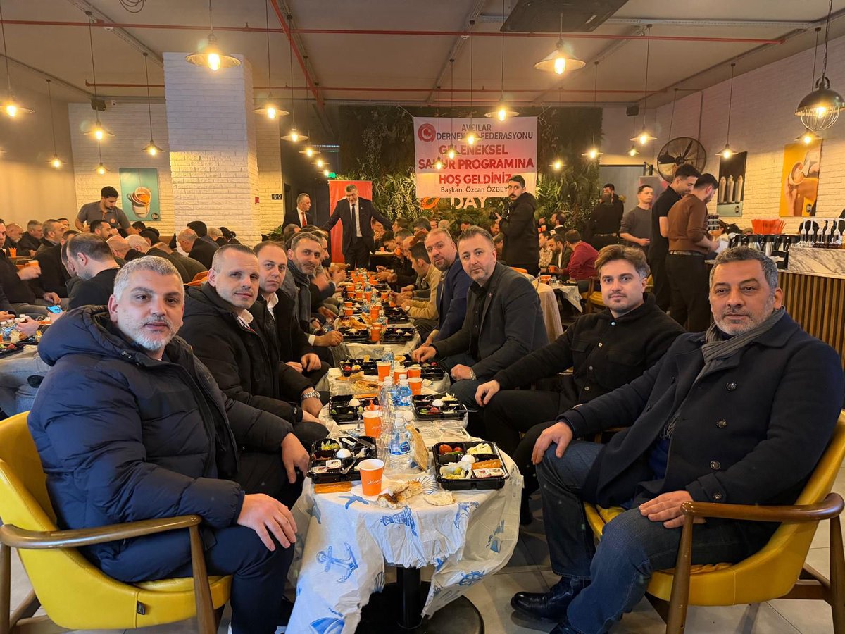 Avcılar Dernekler Federasyonu’nun düzenlemiş olduğu Geleneksel Sahur Programı’na teşkilatımızla birlikte katılım sağladık.

Birlik ve beraberliğimizi pekiştirdiğimiz bu anlamlı gecede emeği geçen başta Federasyon Başkanımız Özcan Özbey olmak üzere herkese teşekkür ediyor, Ramazan