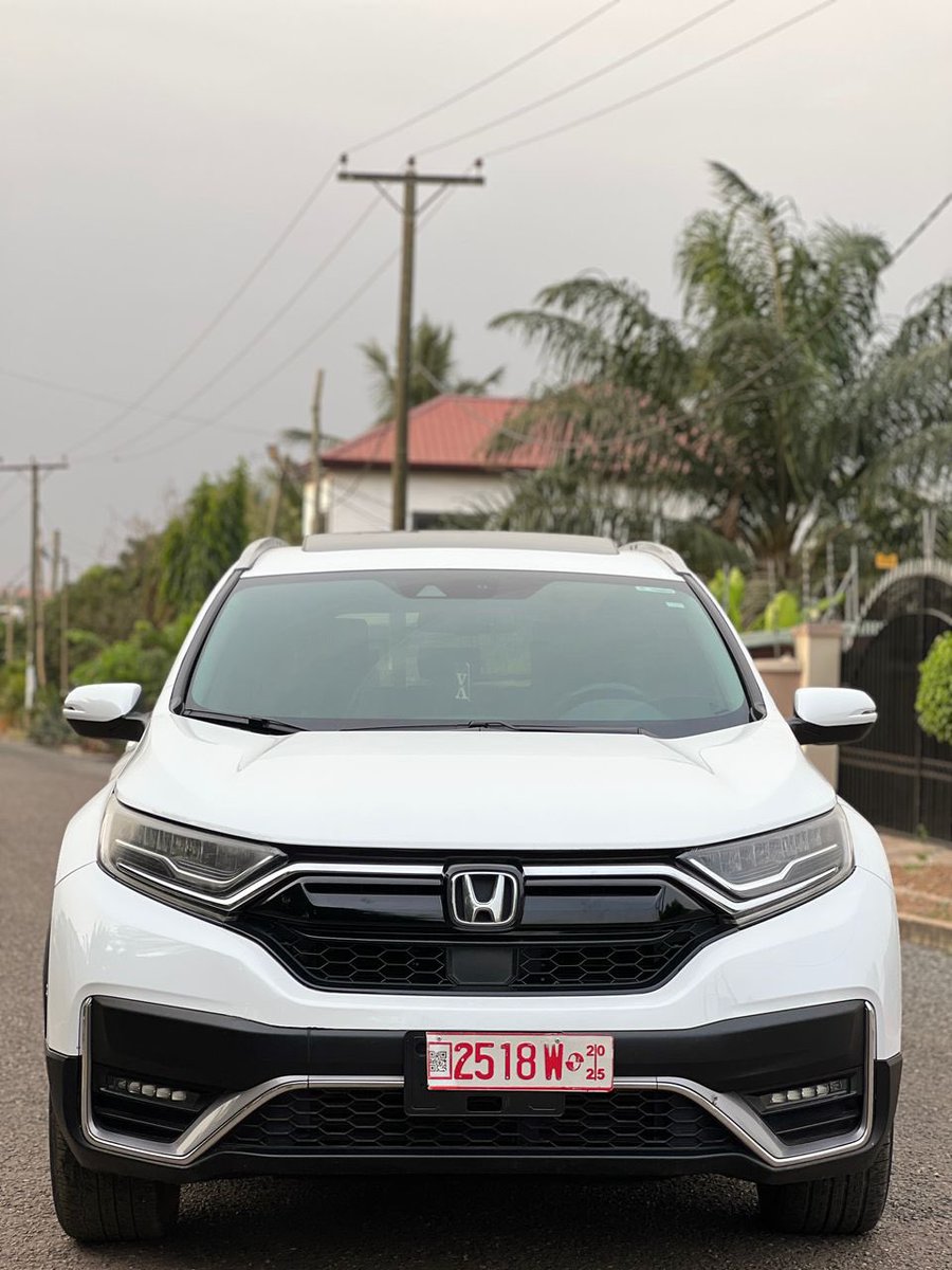 NEWARRIVALS17's tweet photo. 2020 Honda CR-V Touring 
Wireless Charging System 
Keyless Entry/Start
 Double Sunroof 
Leather seats
Touch infotainment system 
Rear view camera
Price ¢335,000🇬🇭
Movable for business
☎️☎️0546177295 https://t.co/aK3oirVExy