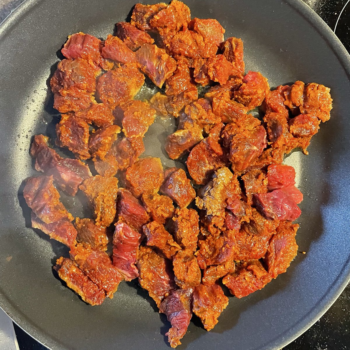 Weer eens Rendang gemaakt 😋
Je moet toch iets te doen hebben op zondag.