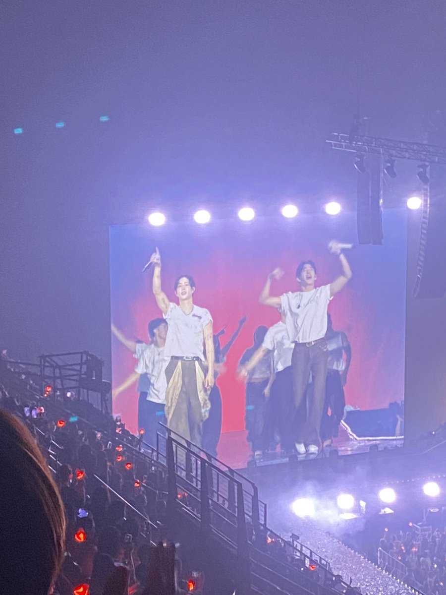 Knustsu's tweet photo. Always MarkBam 💜❤️
Always MTBB🐰🐍

#MarkTuanFanconBKK2026
#MarkTuanTheShapeOfYou_BKKD2 https://t.co/8h1zEqOj9O