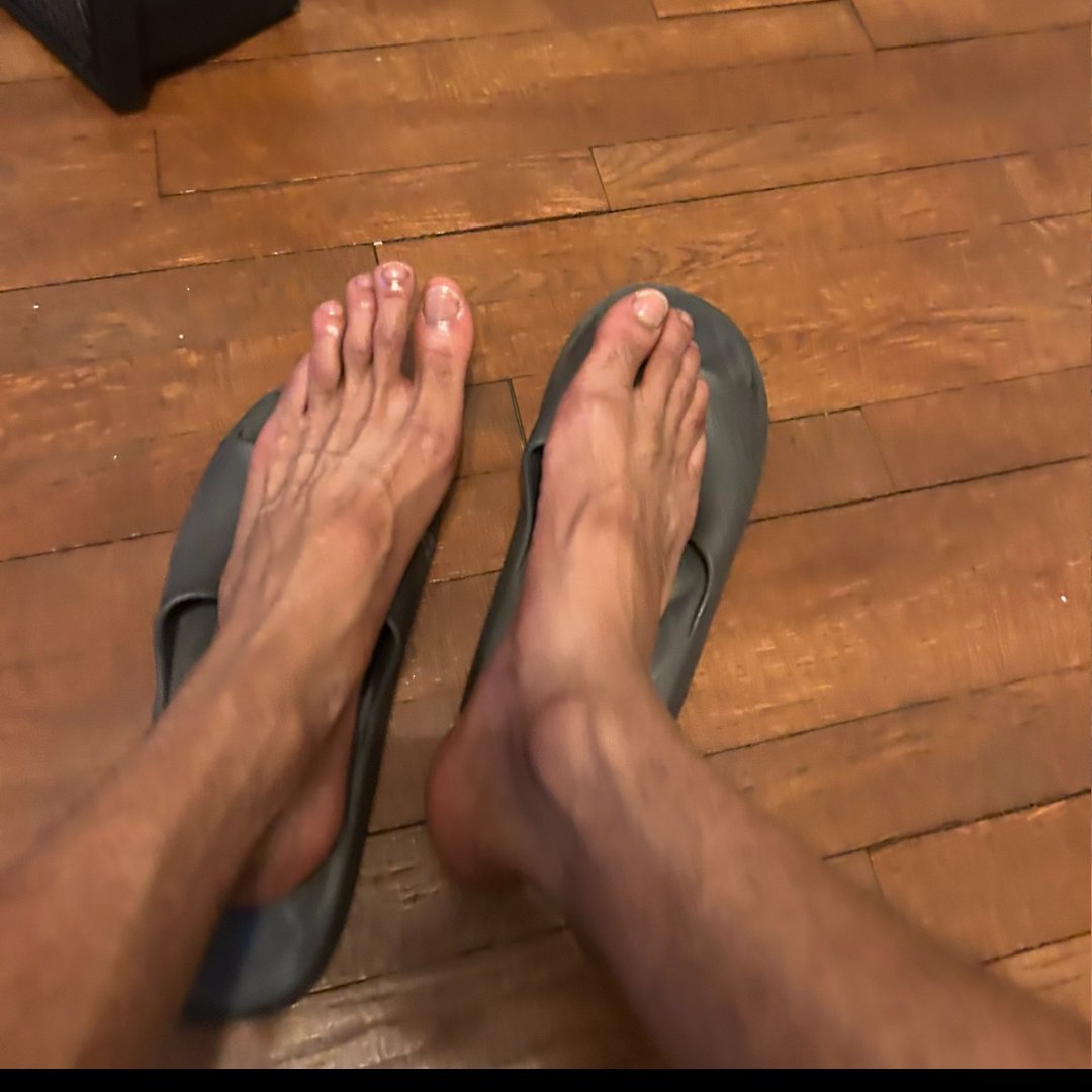 Ouch Love tweet media