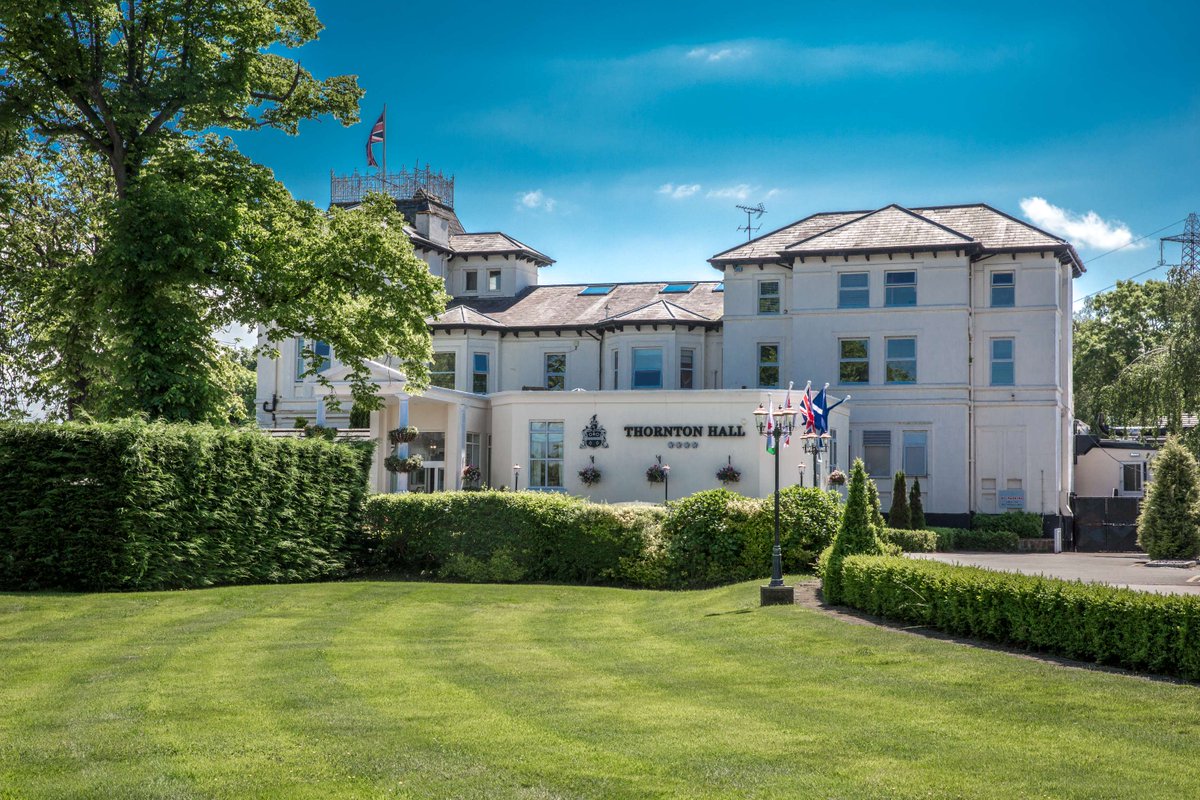 thornton_hall's tweet image. What are your bank holiday plans? 🤩

Why not book a lovely spring staycation to make the most of the 4 day weekend? 🙌

Book here now- thorntonhallhotel.onejourney.travel

 #WeekendEscape #ExploreLocal #MiniHoliday #TravelUK #UKStaycation #HolidayPlans #WeekendBreak #SpringGetaway