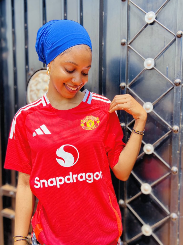 MunahLucky's tweet photo. Manchester United fans, let’s follow each other.❤️🤝🥰🎉🎉🏆 https://t.co/5pIVxBSIAM