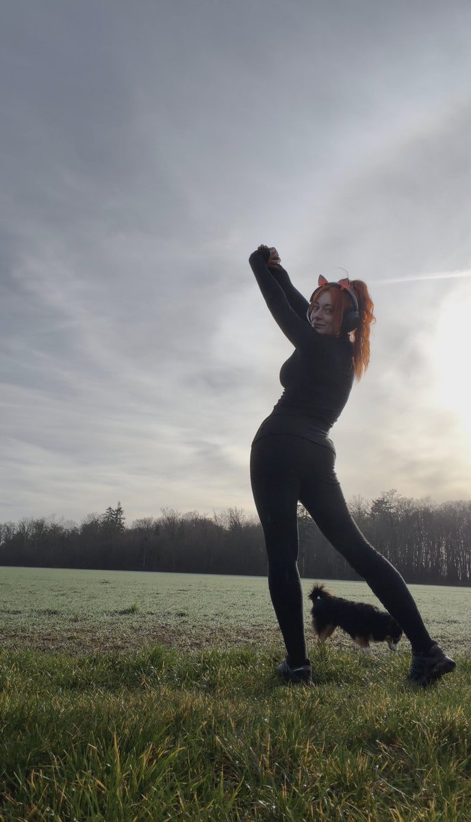 𝑀𝑎𝑟𝑖𝑎 ❁ tweet media