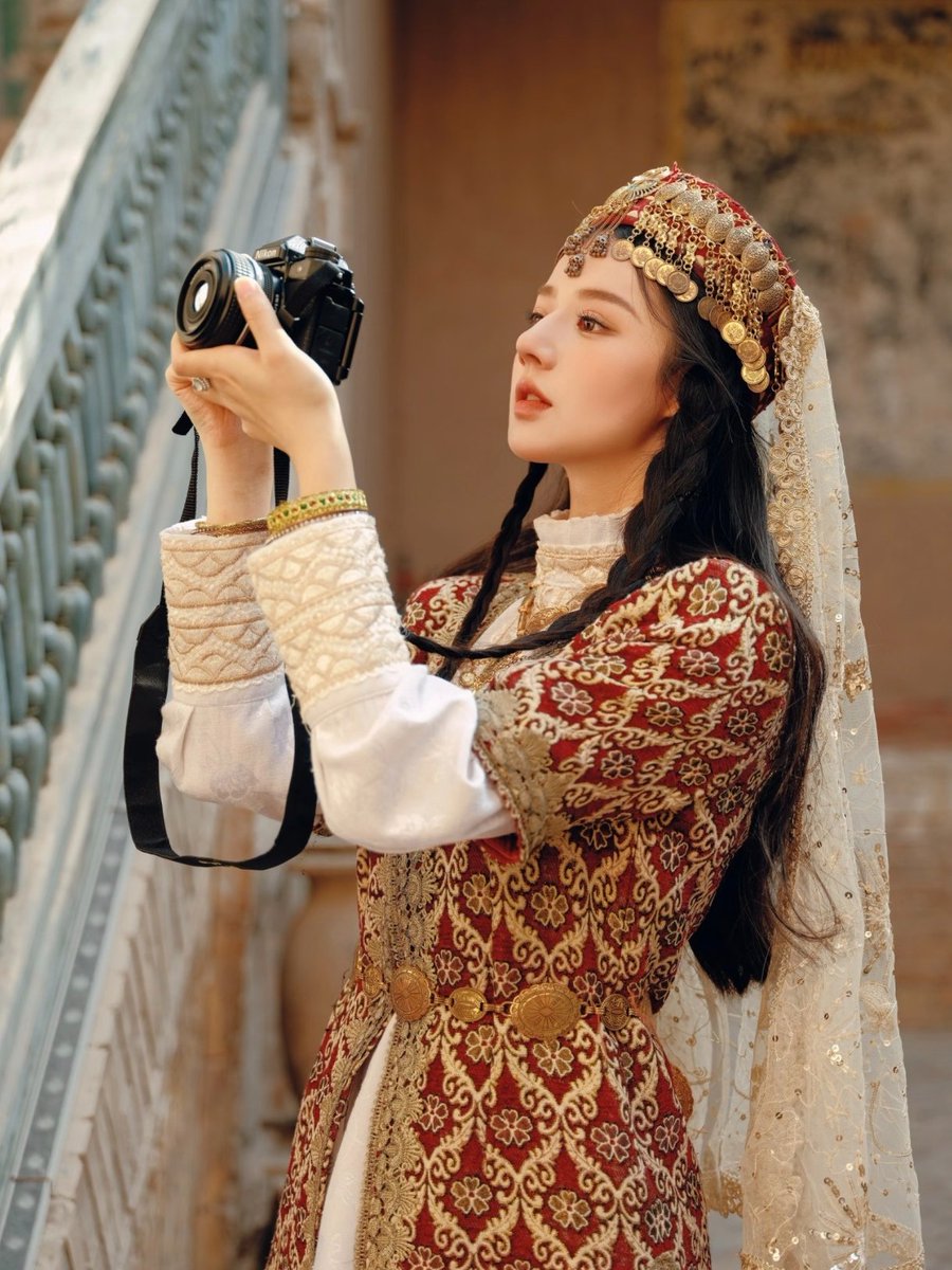 “心理健康是需要付出代价的，而一个常见的代价是我不再是众人口碑中的好人。”