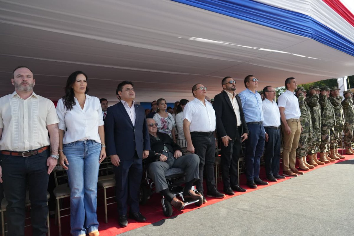 Claudia Centurión tweet media