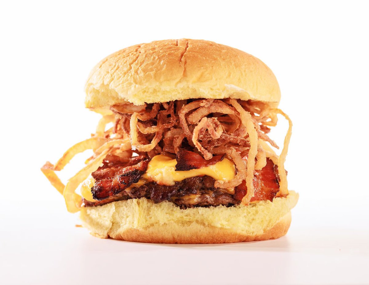 Michael Chelus tweet media