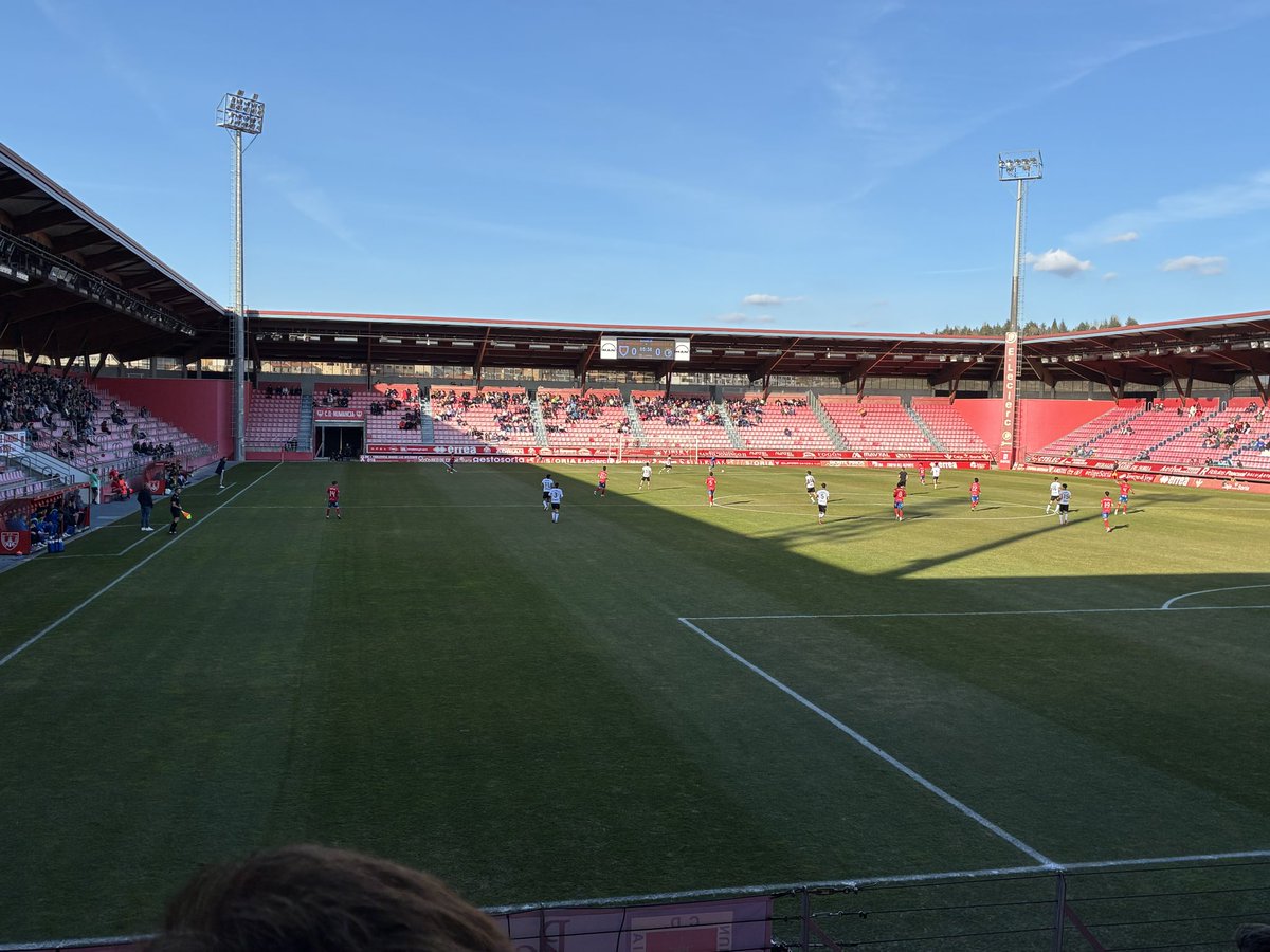 Toca desconectar un rato de la campaña electoral y sufrir en Los Pajaritos