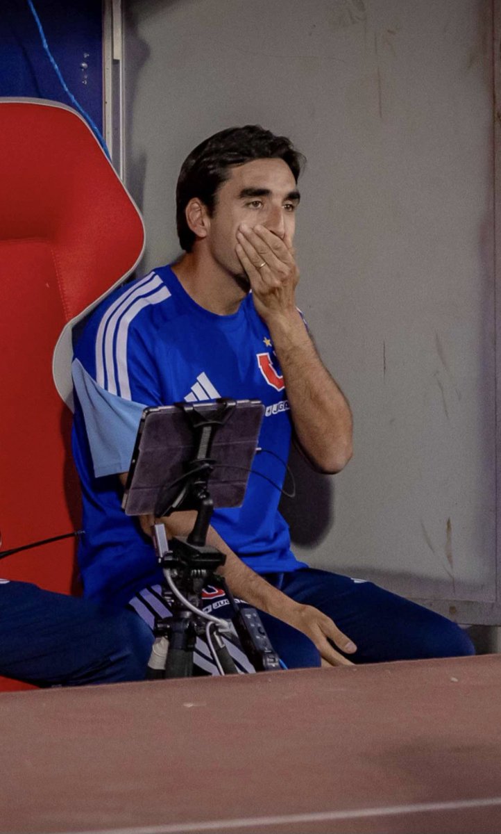 Uno que nunca debió llegar
Y lo hizo por votación unánime de los $irigente$
<a href="/aldo_marin/">Vamos por todo.</a> decía no ser un tema económico,  sino la necesidad de inmediatez en los resultados 
Llegamos a la fecha 5 penúltimos sólo por diferencia de goles
La cara de un fracasado 
#VamosLaU
#FueraPaqui