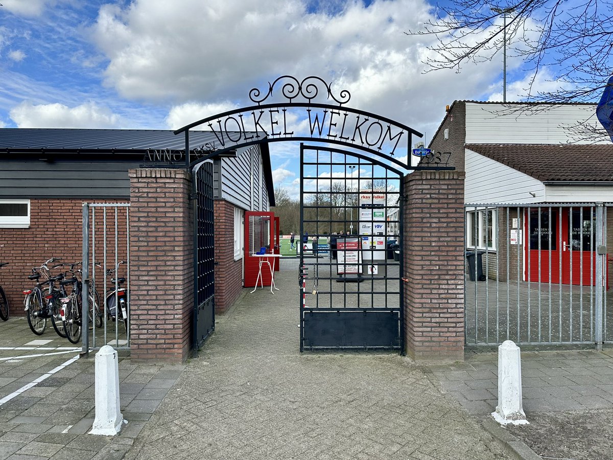 Dick Teunen tweet media