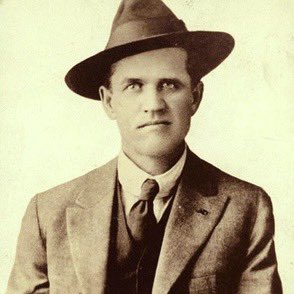 IF YOURE READING THIS ITS BUTTE tweet media