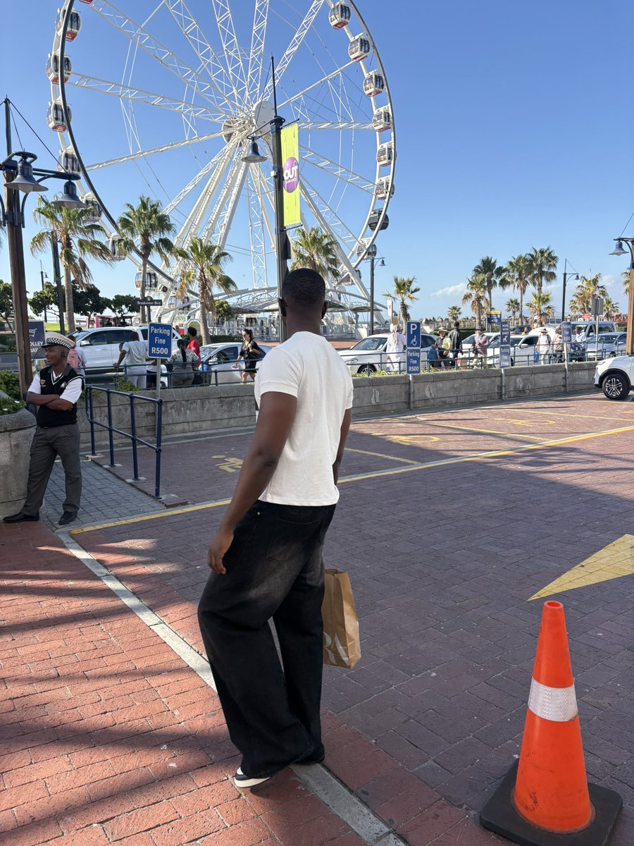 Sokeyrionz tweet media