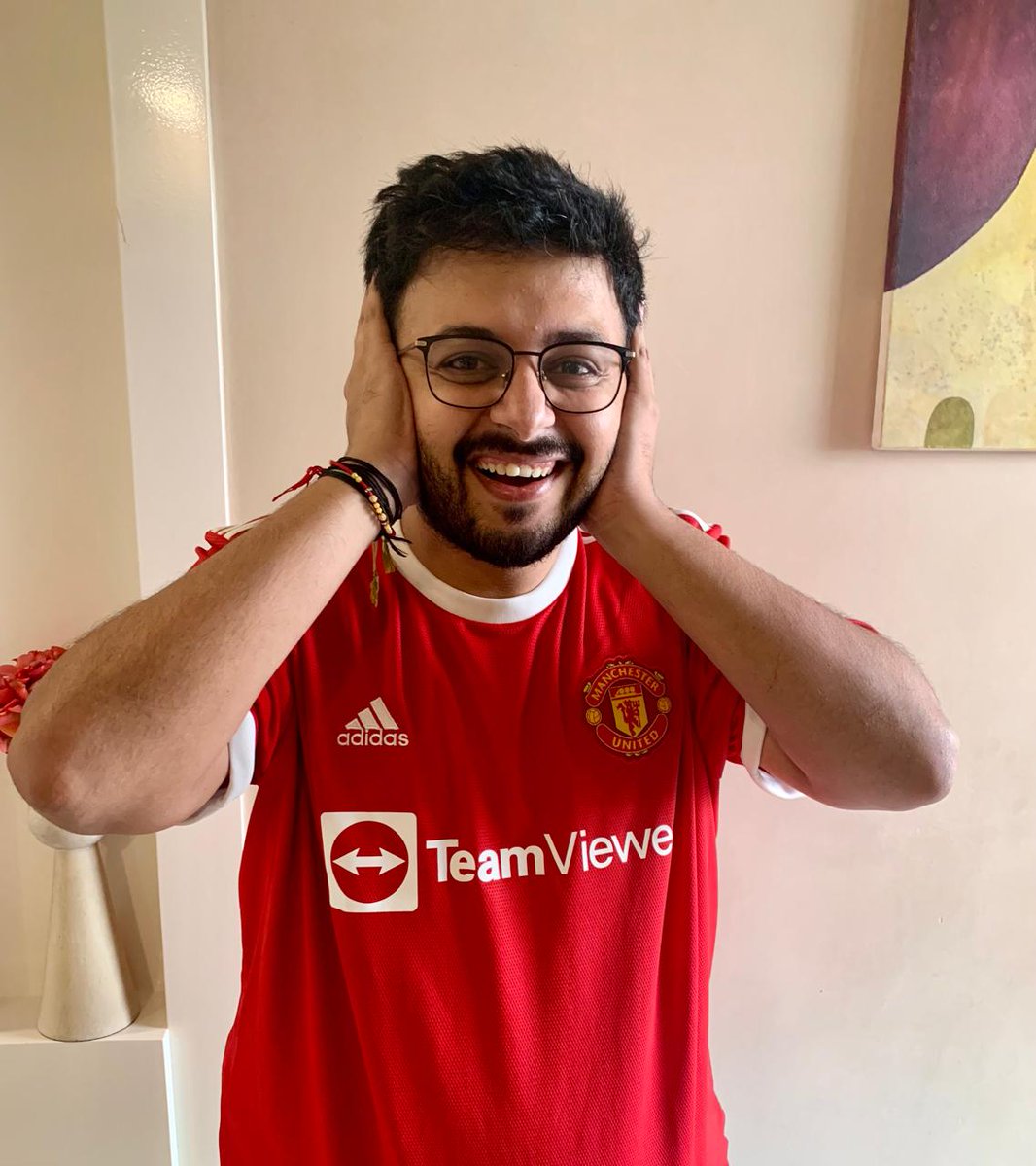 Lateriser12 tweet media